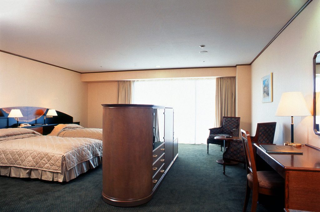 ジュニアスイート